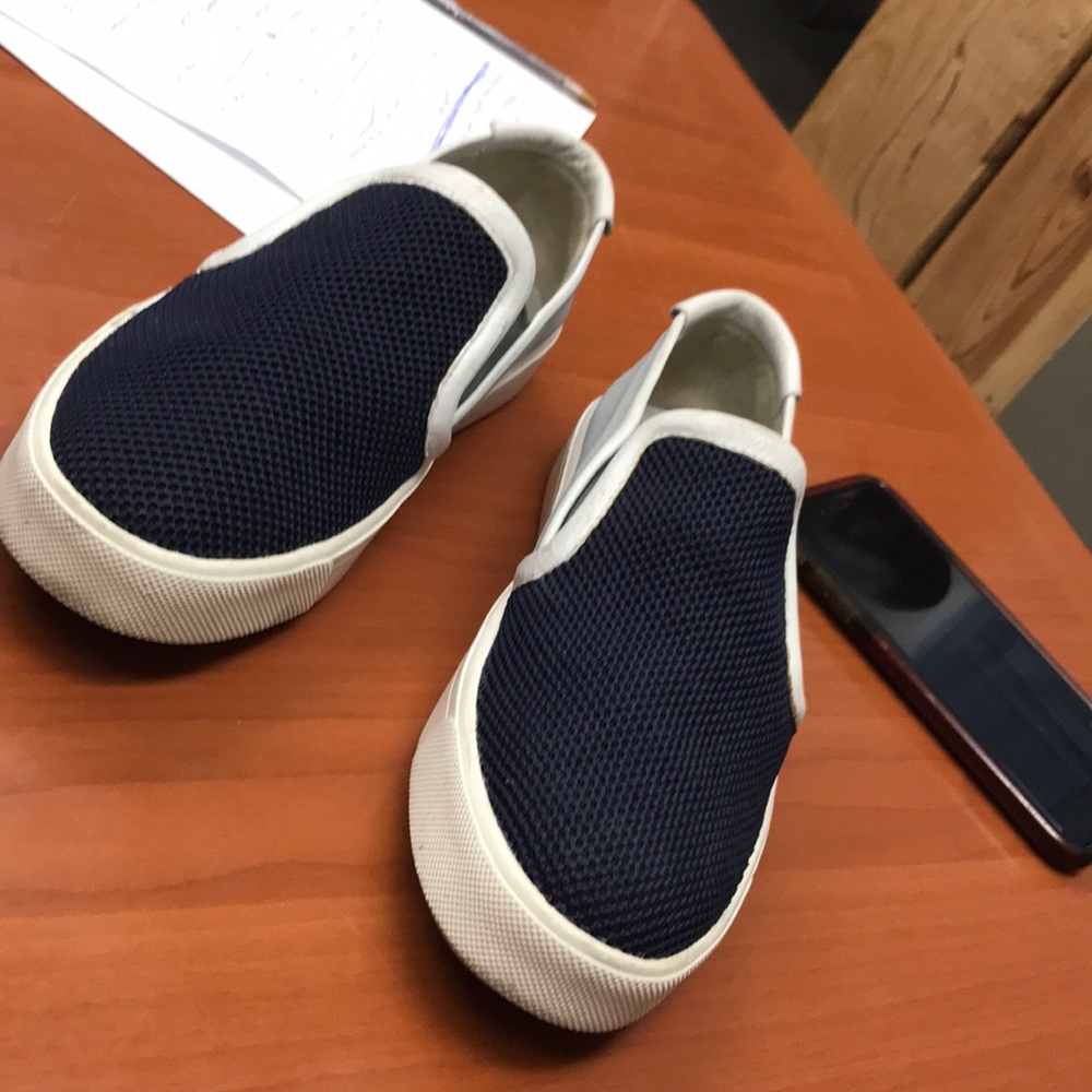 Vince Sneakers